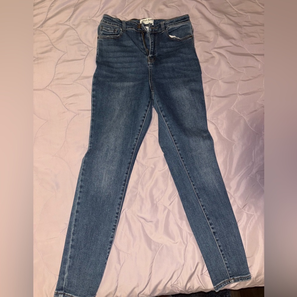 Skinny Blue Jean/ NEVER WORN